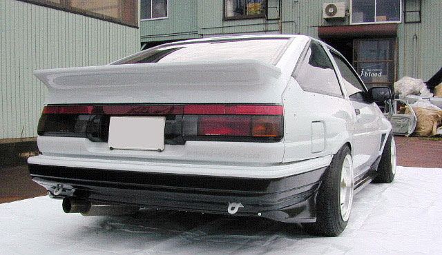 AE86 トレノ リア・バンパースポイラー後期純正形状 FRP(後期)